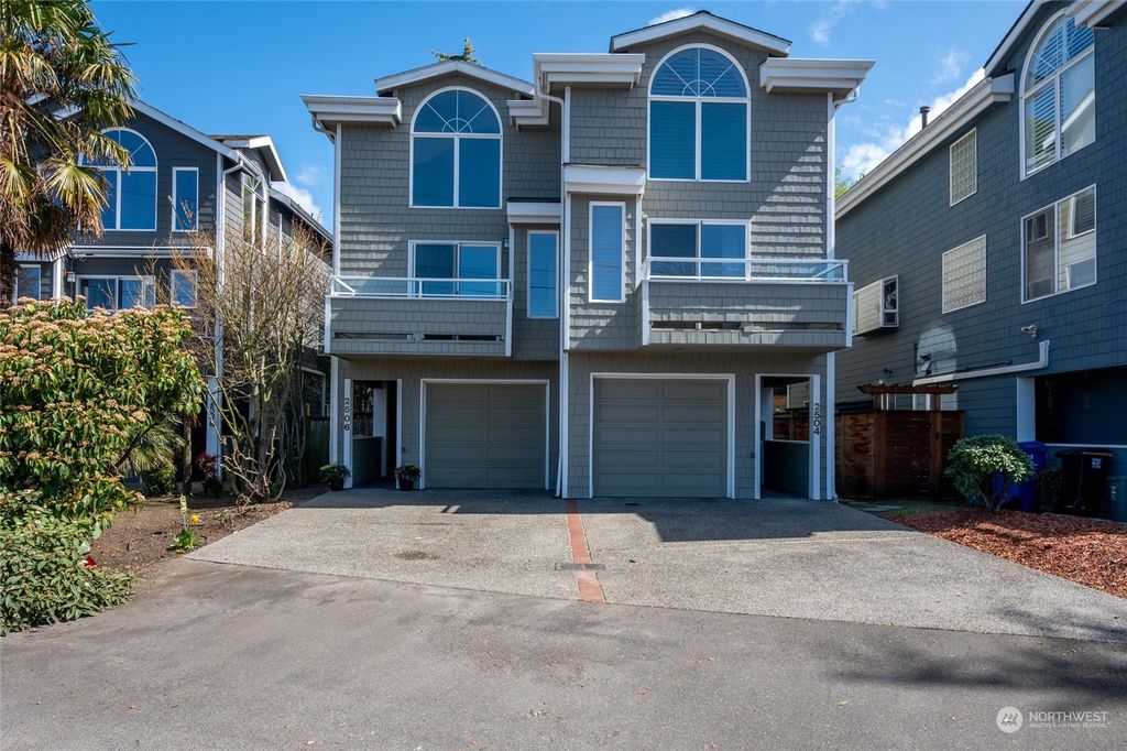 Photo of 2506 Fairview Avenue E, Seattle, WA 98102 (MLS # 2223008)