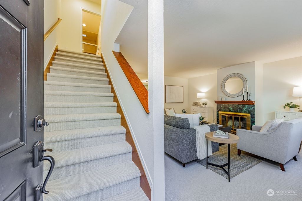 Photo of 14655 NE 51st Street #G3, Bellevue, WA 98007 (MLS # 2170046)