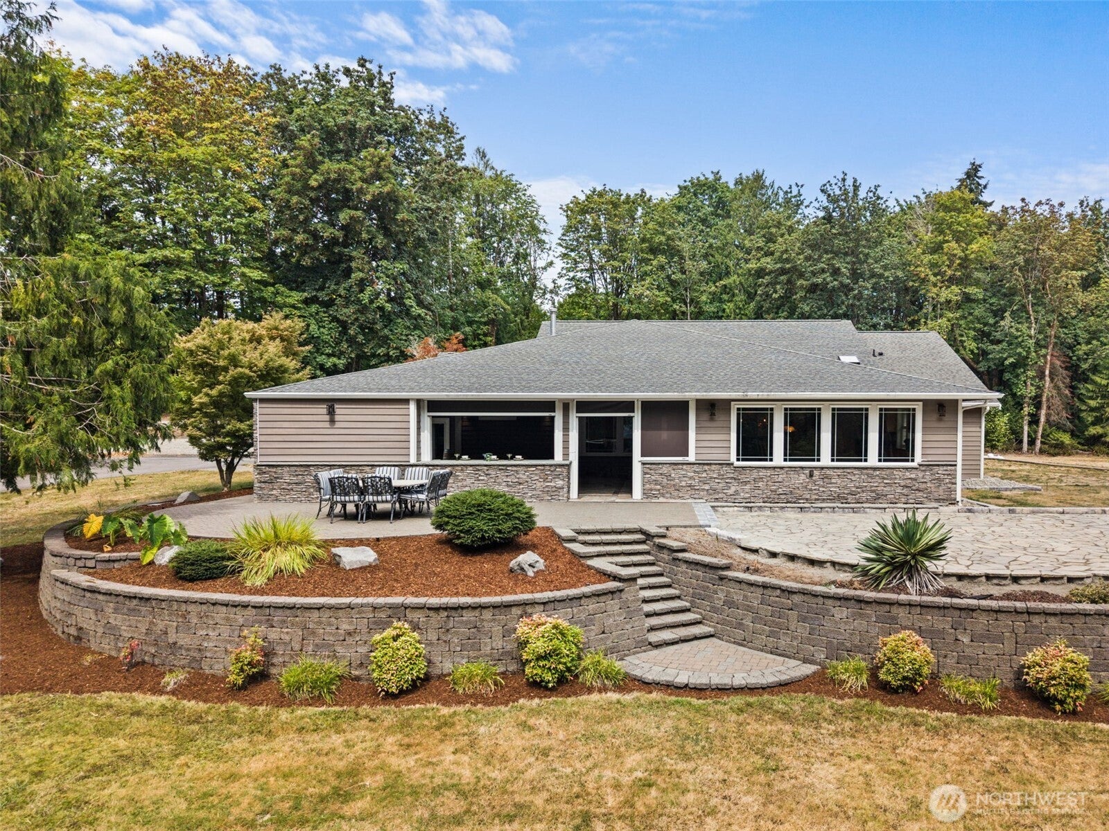 3301 Gravelly Beach Loop NW