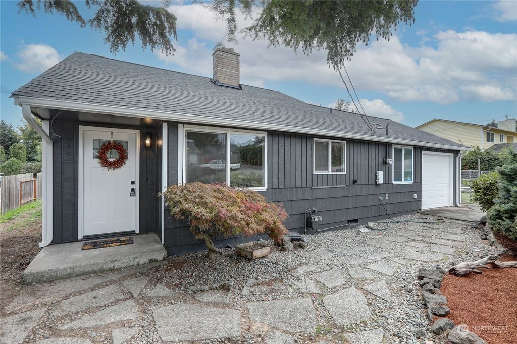 Photo of 5155 S 170th Street, SeaTac, WA 98188 (MLS # 2321383)