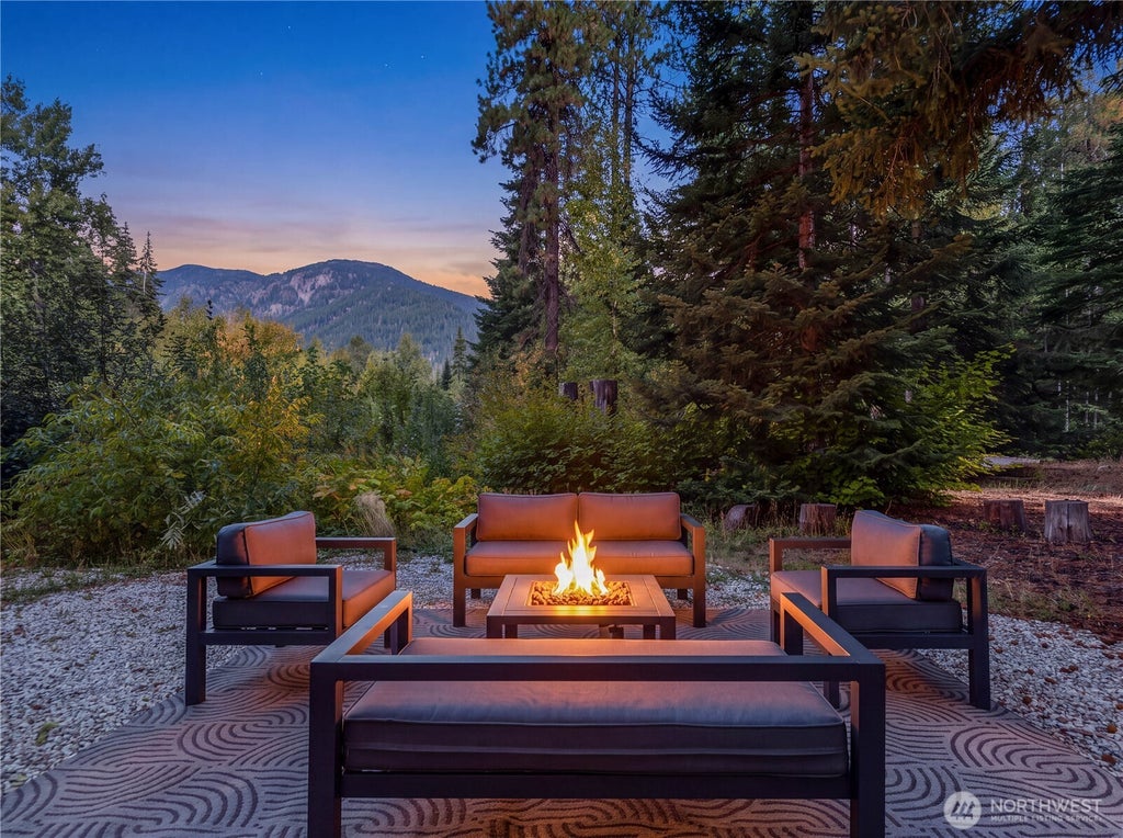Photo of 544 Old Mill Lane, Leavenworth, WA 98826 (MLS # 2581735)