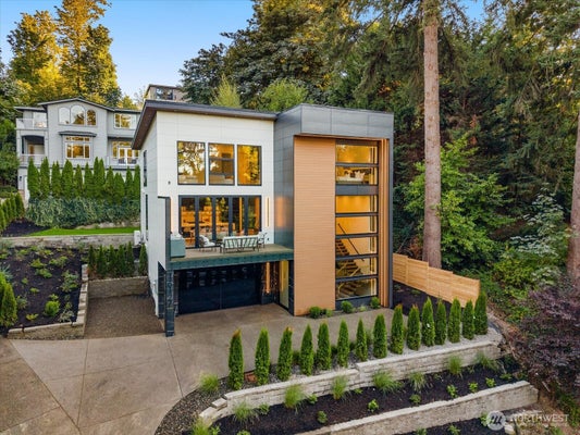 16127 SE 44TH WAY, BELLEVUE, WA 98006 - Image 4f45335a0fe62f19e295a8e177b045cd/2614626995