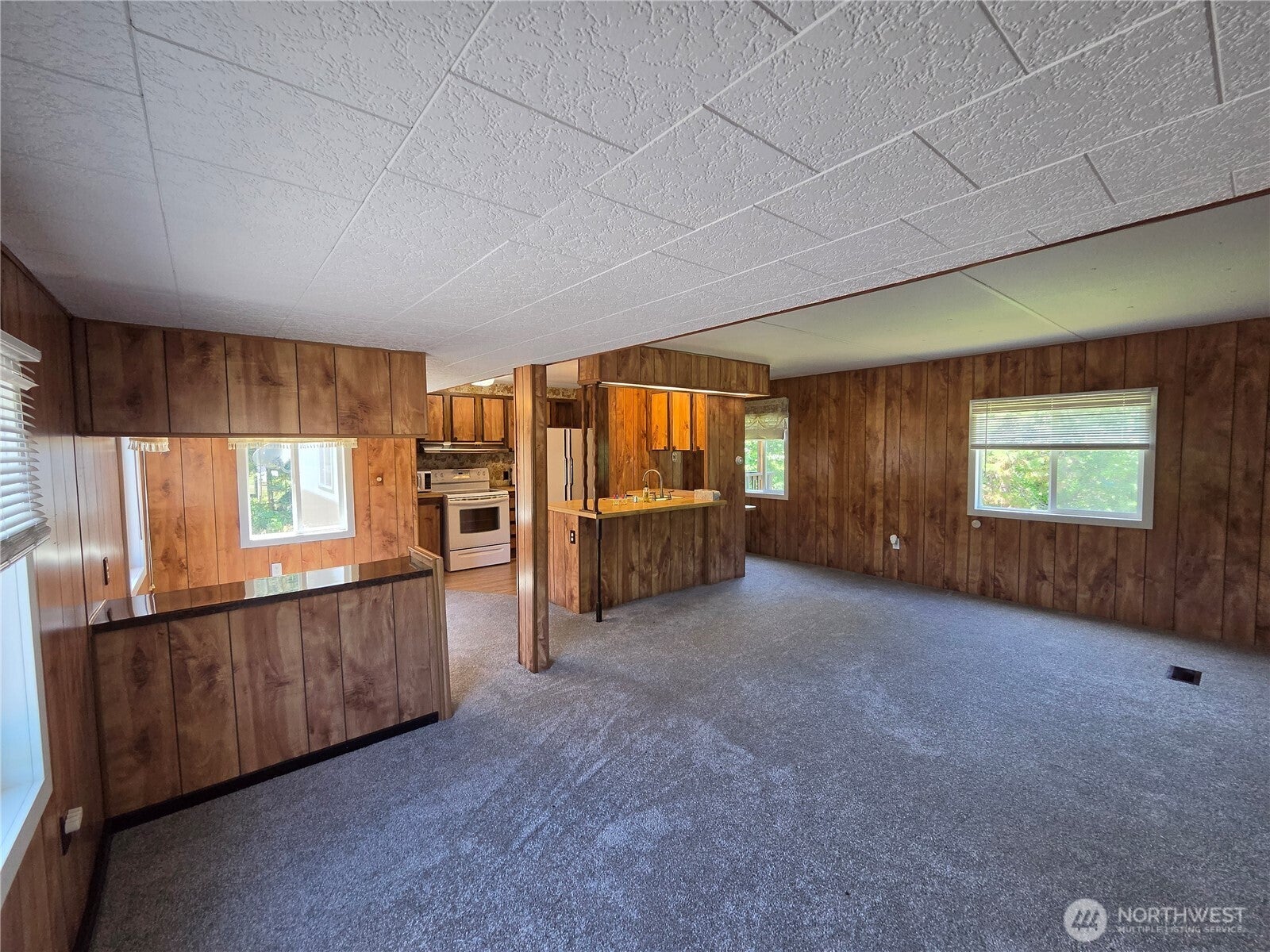 801 Division Avenue