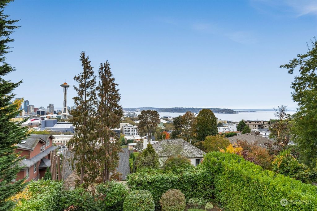 Photo of 217 Prospect Street, Seattle, WA 98109 (MLS # 2061379)