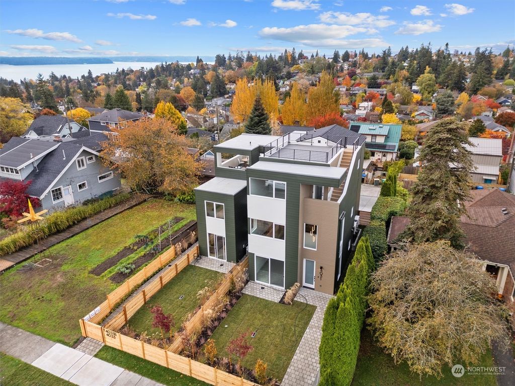 Photo of 4031 44th Avenue SW, Seattle, WA 98116 (MLS # 2307798)