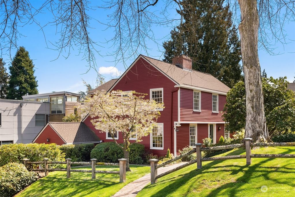 Photo of 4827 NE 43rd Street, Seattle, WA 98105 (MLS # 2046805)