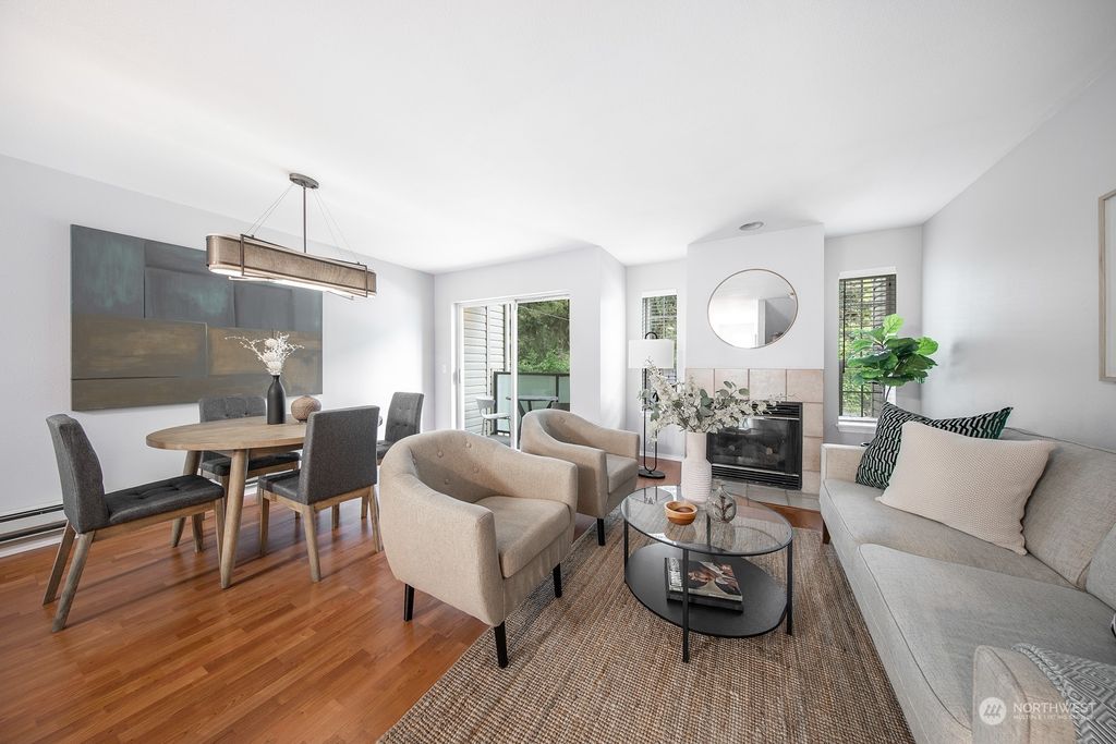 Photo of 12549 Roosevelt Avenue NE #5, Seattle, WA 98125 (MLS # 2073526)