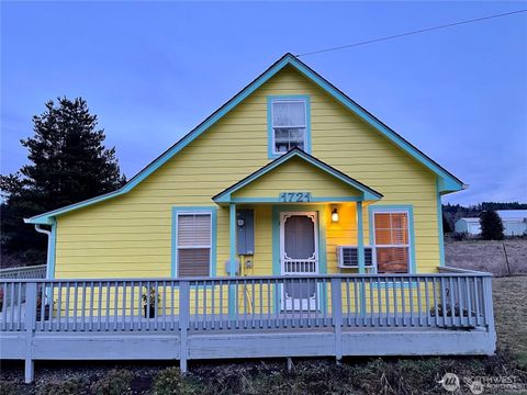 Photo of 1707 1721 Fowler Road, Raymond, WA 98577 (MLS # 2410294)