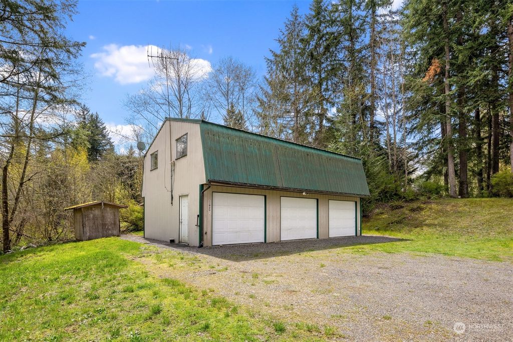 Photo of 11920 296th Avenue NE, Carnation, WA 98014 (MLS # 2060509)