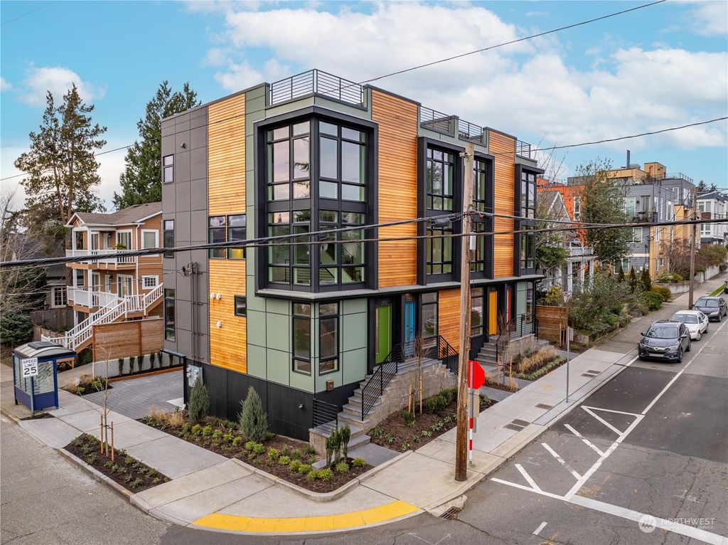 Photo of 3503 Wallingford Avenue N, Seattle, WA 98103 (MLS # 2299425)
