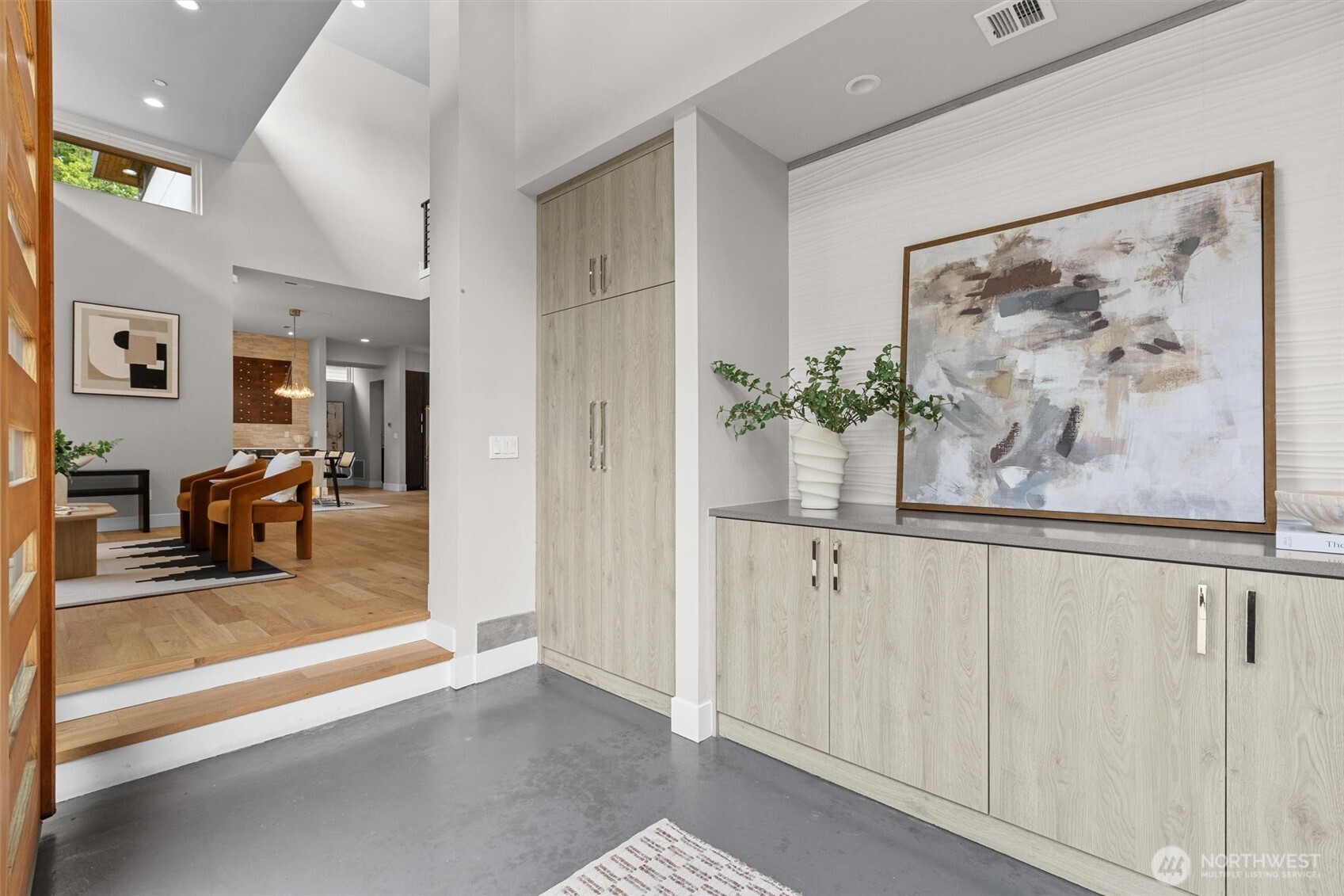 16323 NE 44th Court