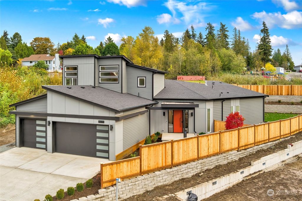 Photo of 10053 NE 196 Place, Bothell, WA 98011 (MLS # 2305251)