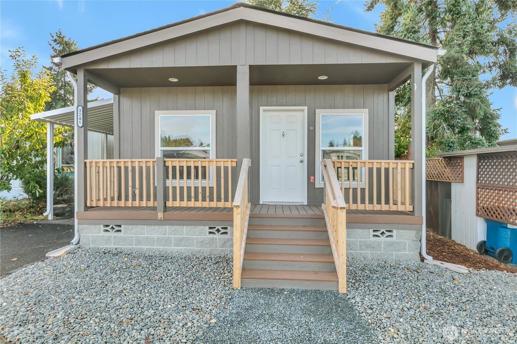 Photo of 3241 S 181st Place #133, SeaTac, WA 98188 (MLS # 2442680)