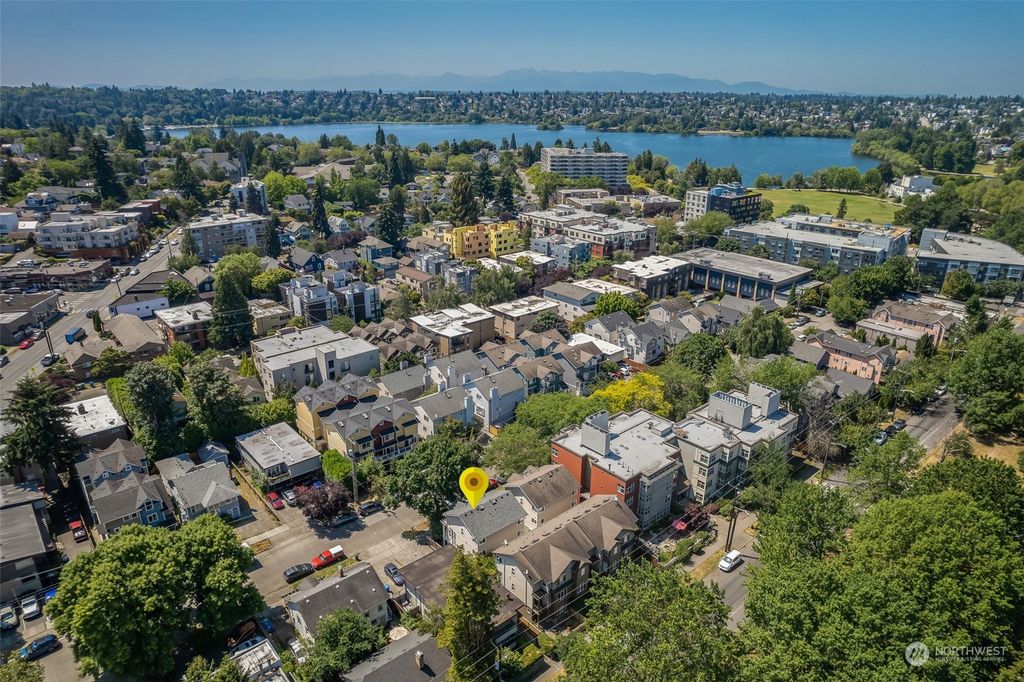 Photo of 6518 5th Avenue NE, Seattle, WA 98115 (MLS # 2262471)