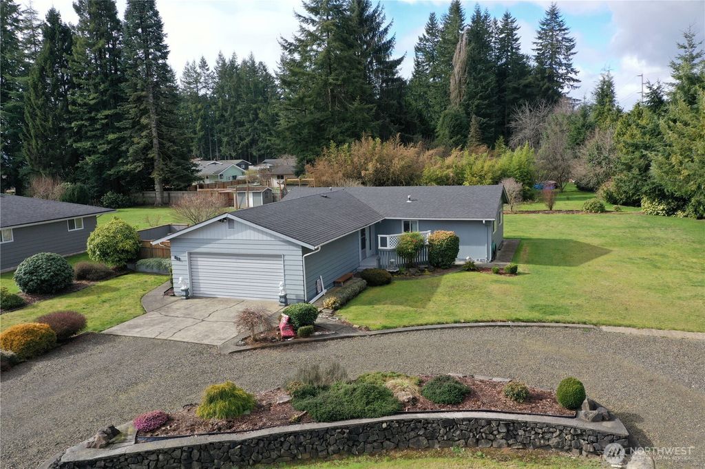 Photo of 613 Holm Avenue, Montesano, WA 98563 (MLS # 2485877)