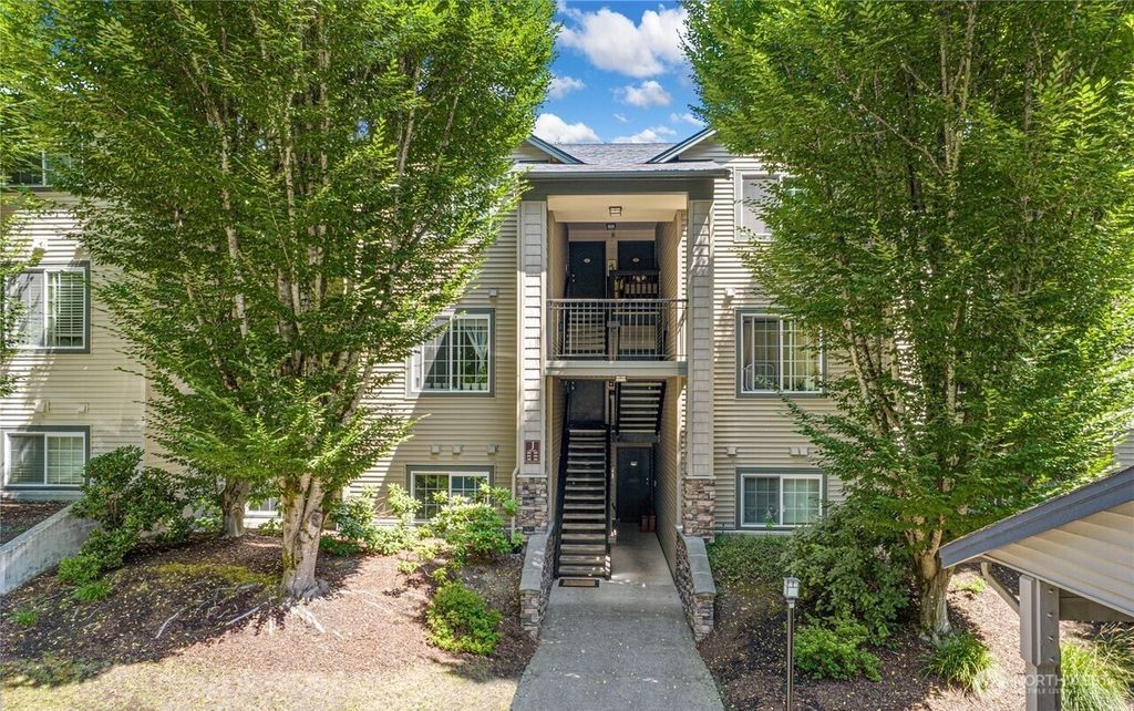 Photo of 25025 SE Klahanie Boulevard #J102, Sammamish, WA 98029 (MLS # 2469860)