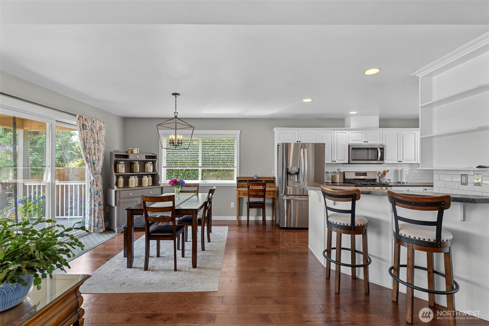 1936 Bridgeview Drive
