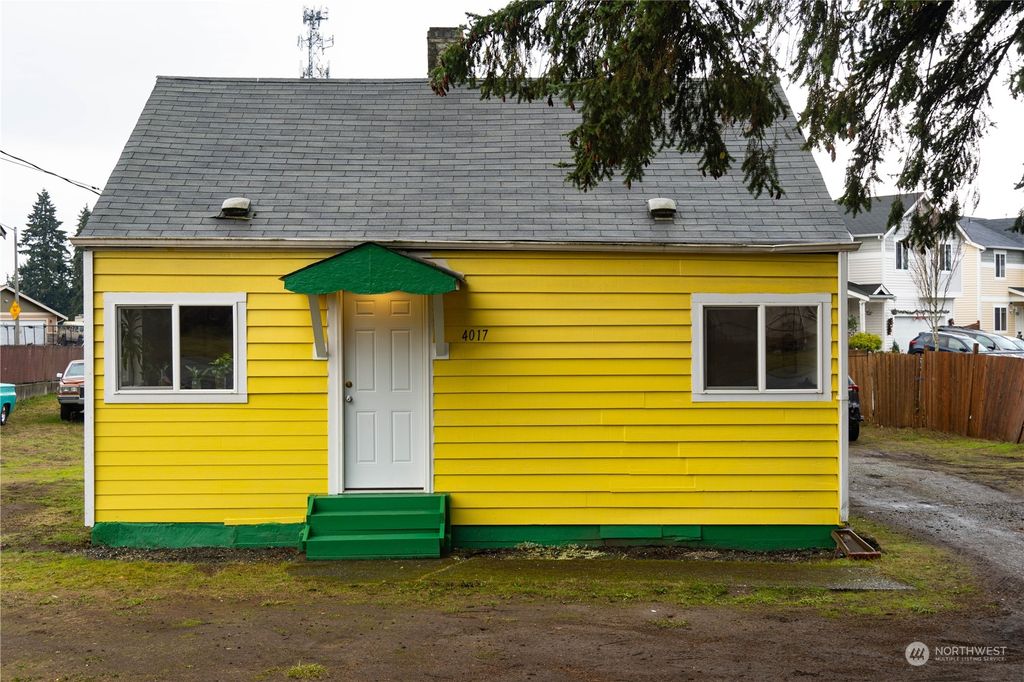 Photo of 4017 Auburn Way S, Auburn, WA 98092 (MLS # 2021213)