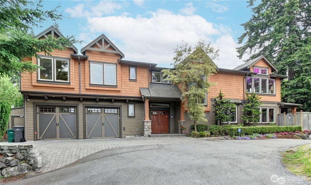 Photo of 2082 Market Street, Kirkland, WA 98033 (MLS # 2500465)