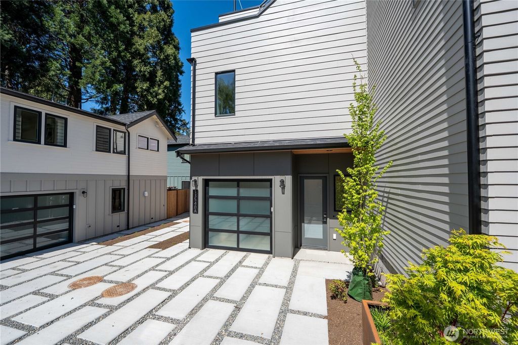 Photo of 13540 39th Avenue NE #B, Seattle, WA 98125 (MLS # 2515906)