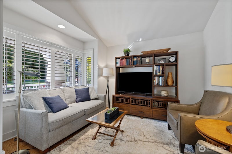 1817 49th Street Court NW