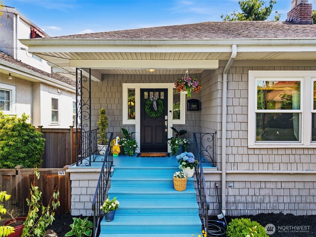 Photo of 5910 Dayton Avenue N, Seattle, WA 98103 (MLS # 2522867)