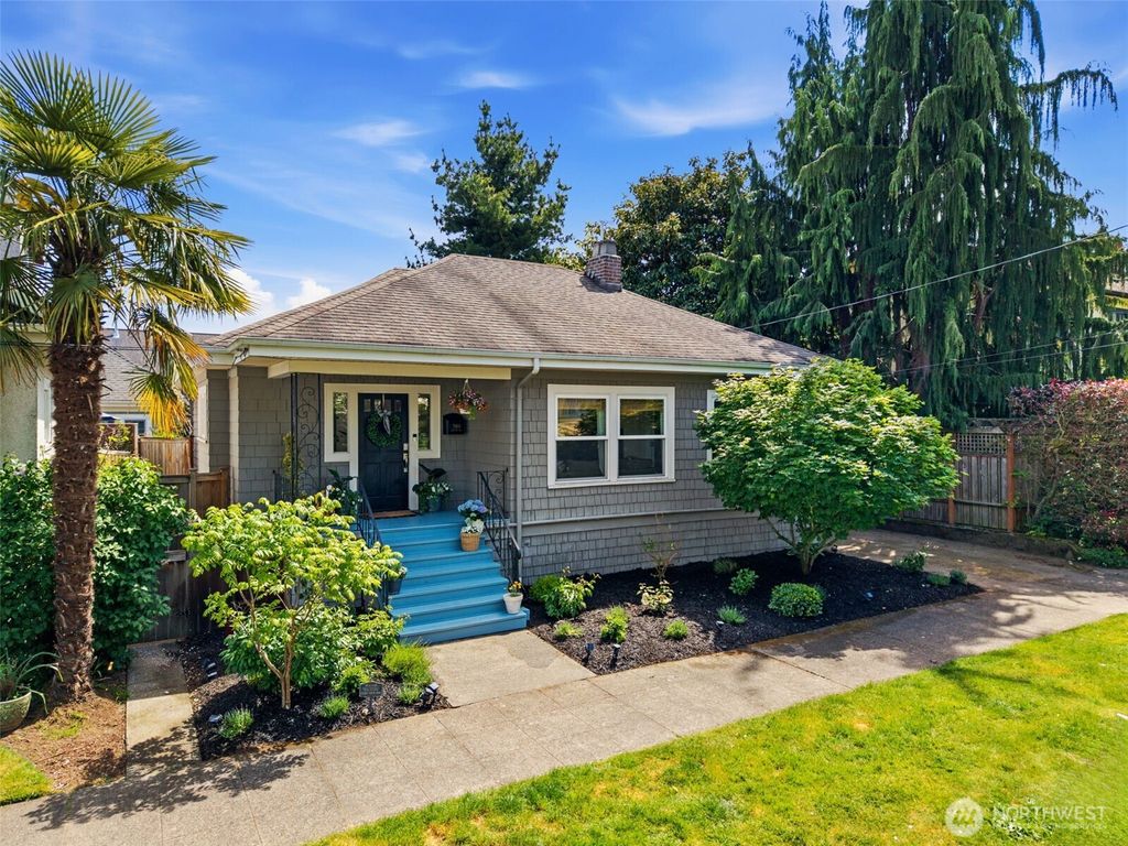 Photo of 5910 Dayton Avenue N, Seattle, WA 98103 (MLS # 2522867)
