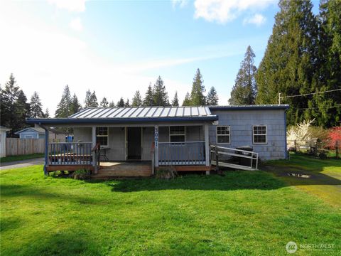 Photo of 3001 South Bay Road NE, Olympia, WA 98506 (MLS # 2496187)