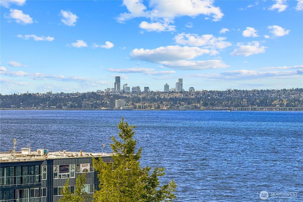 Photo of 311 S 2nd Street #101, Kirkland, WA 98033 (MLS # 2490168)