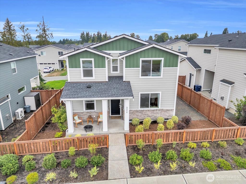 Photo of 5044 87th Avenue NE, Marysville, WA 98270 (MLS # 2541986)