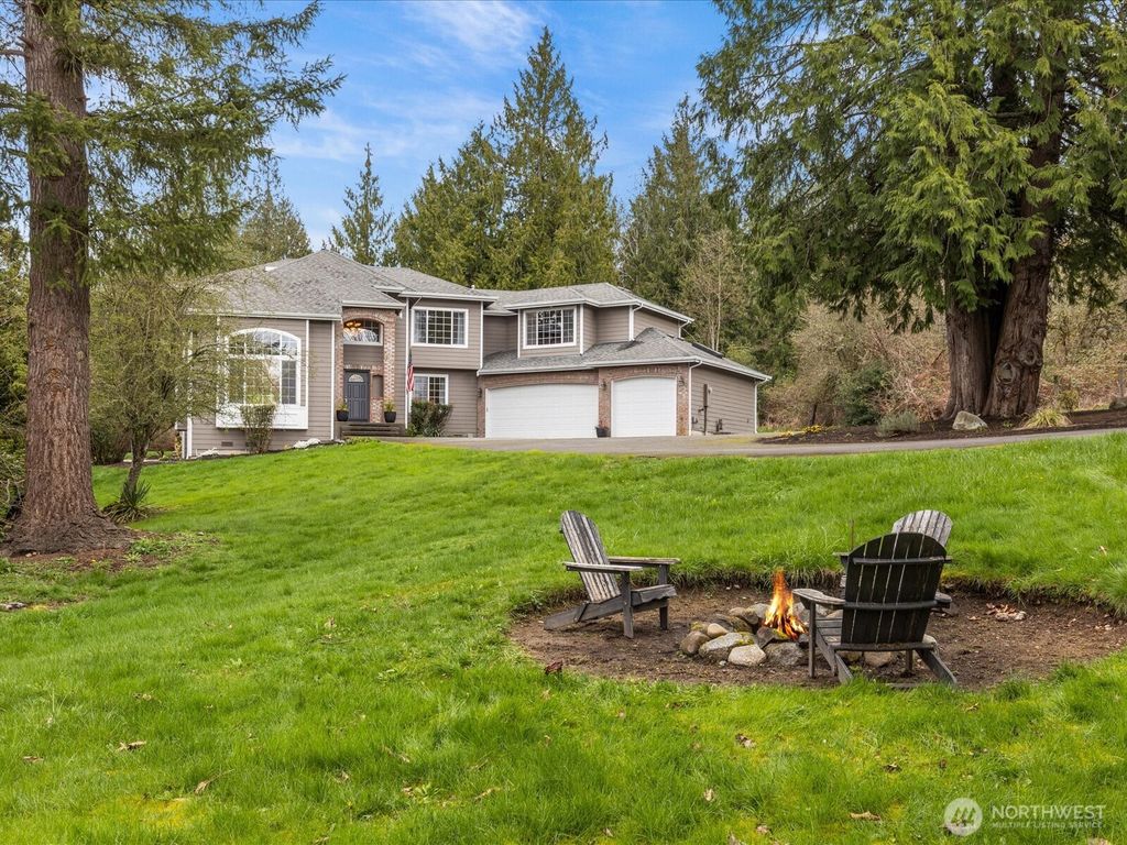 Photo of 15322 SE 240th Street, Kent, WA 98042 (MLS # 2354497)