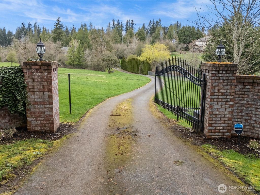 Photo of 15322 SE 240th Street, Kent, WA 98042 (MLS # 2354497)