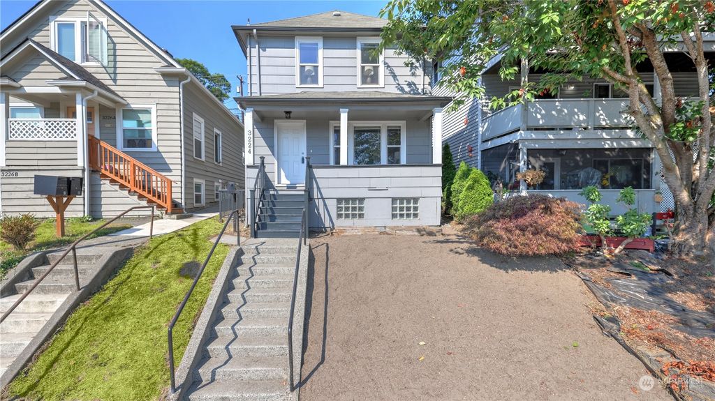 Photo of 3224 Rucker Avenue, Everett, WA 98201 (MLS # 2150051)