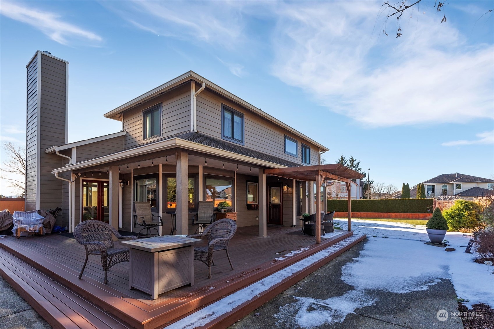 EnumcLaw, Washington 98022, United States, 3 Bedrooms Bedrooms, ,3 BathroomsBathrooms,Residential,Pending,7784