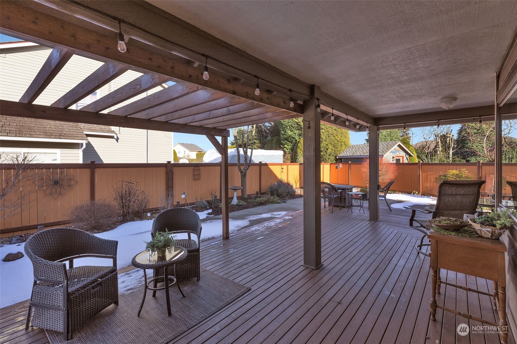 EnumcLaw, Washington 98022, United States, 3 Bedrooms Bedrooms, ,3 BathroomsBathrooms,Residential,Pending,7784