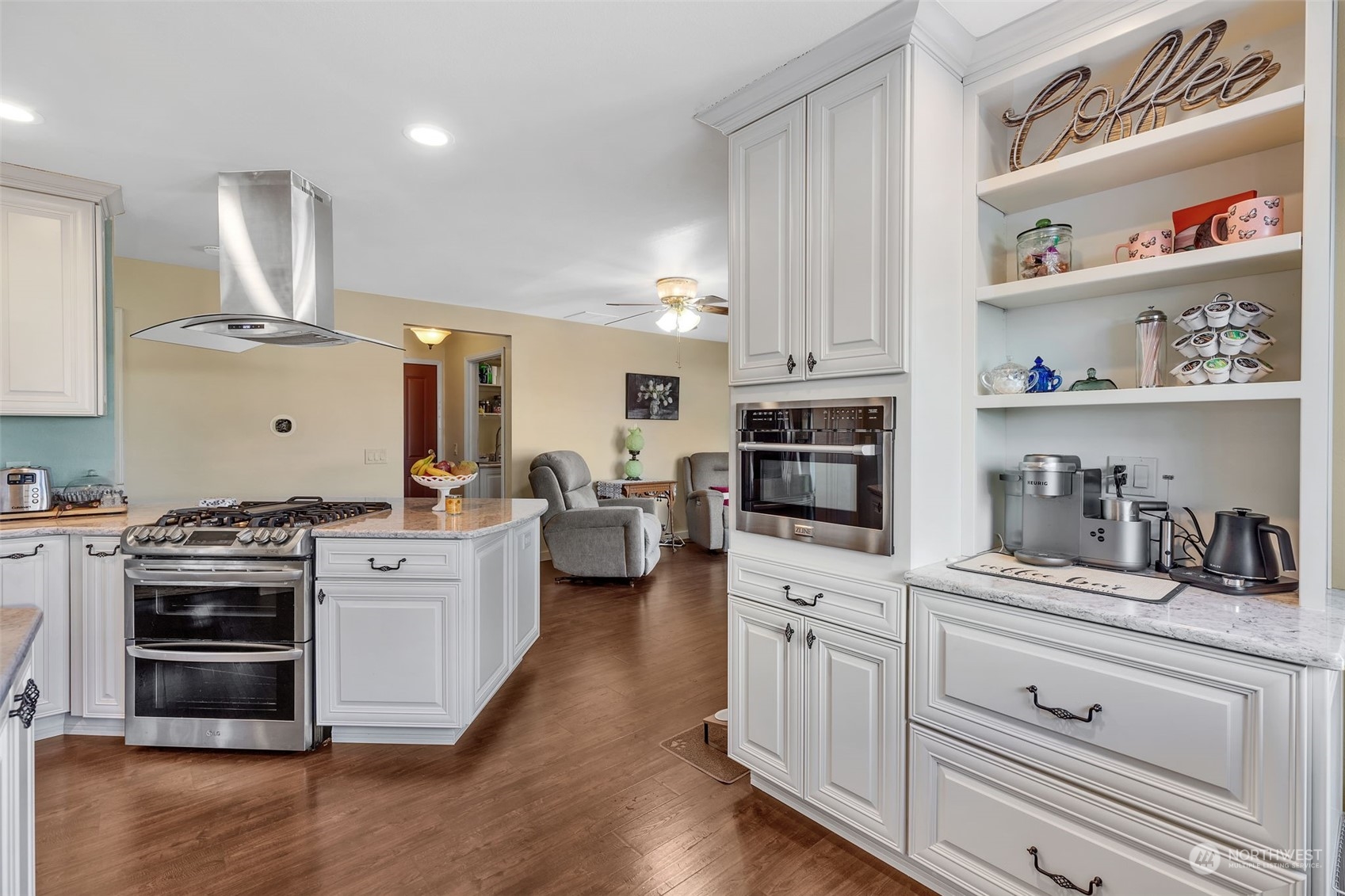 EnumcLaw, Washington 98022, United States, 3 Bedrooms Bedrooms, ,3 BathroomsBathrooms,Residential,Pending,7784