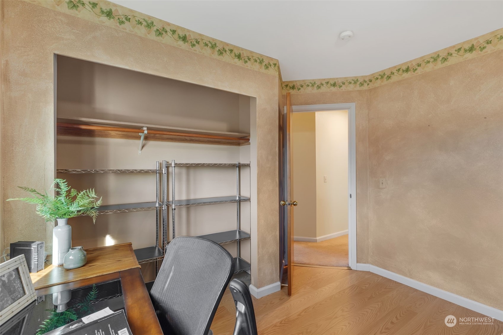 EnumcLaw, Washington 98022, United States, 3 Bedrooms Bedrooms, ,3 BathroomsBathrooms,Residential,Pending,7784