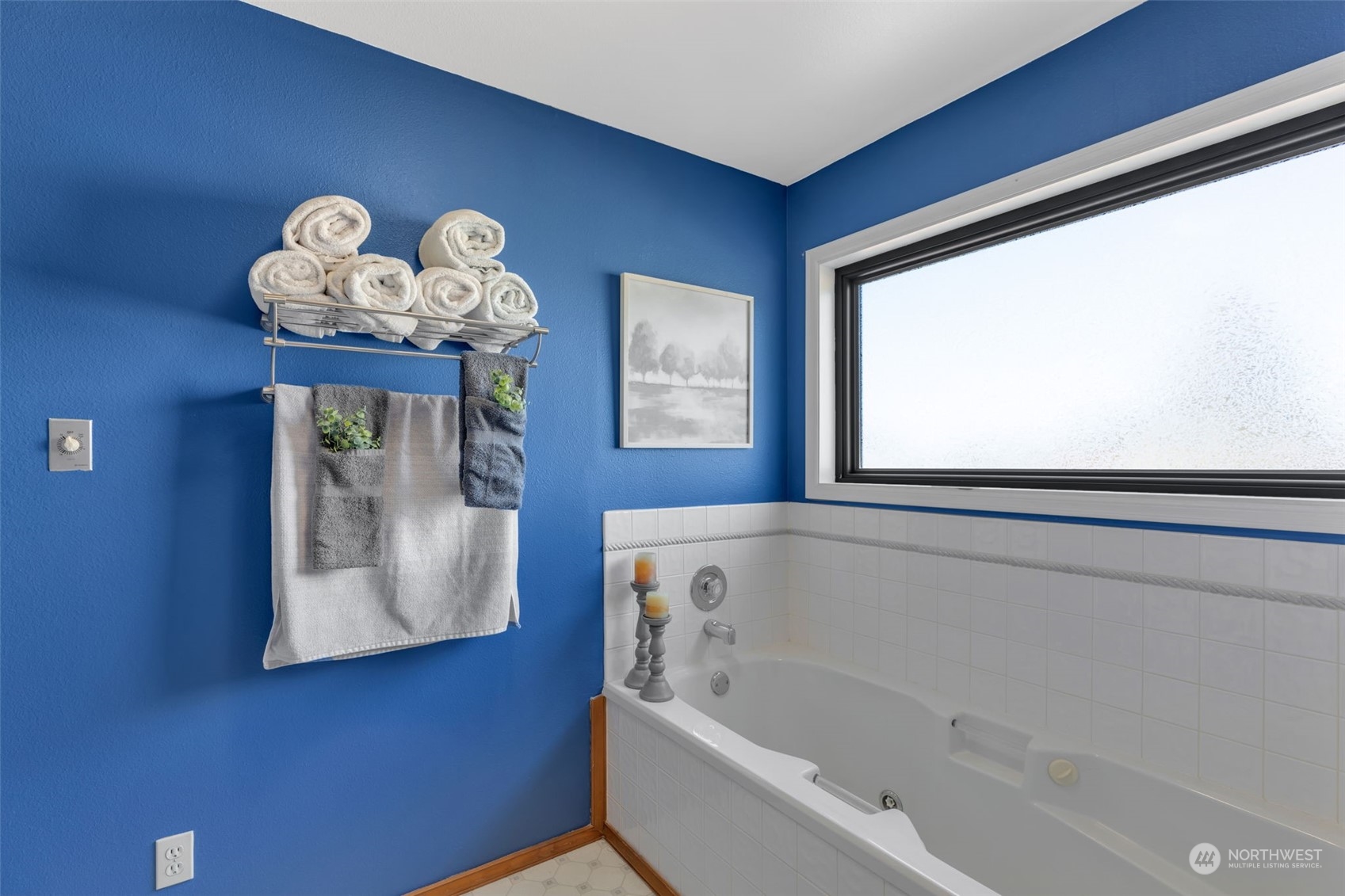 EnumcLaw, Washington 98022, United States, 3 Bedrooms Bedrooms, ,3 BathroomsBathrooms,Residential,Pending,7784