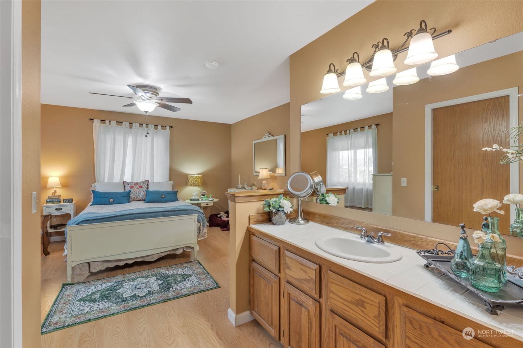 EnumcLaw, Washington 98022, United States, 3 Bedrooms Bedrooms, ,3 BathroomsBathrooms,Residential,Pending,7784