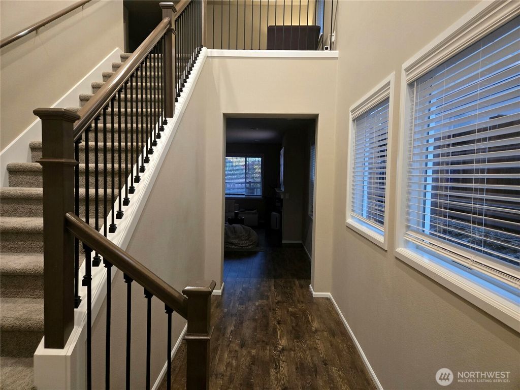 Photo of 28902 239th Avenue SE, Maple Valley, WA 98010 (MLS # 2458086)