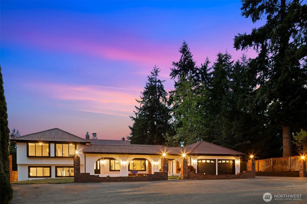 Photo of 315 241st Street SW, Bothell, WA 98021 (MLS # 2525519)