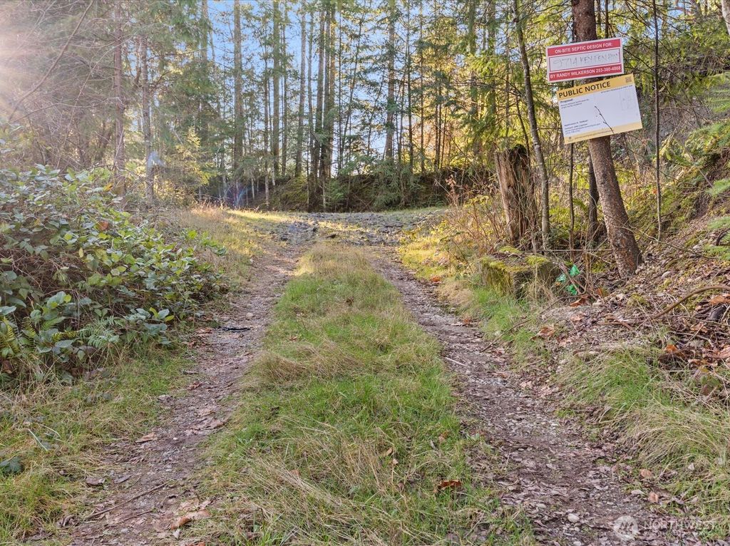 Photo of 9714 Key Peninsula Hwy NW Hwy, Gig Harbor, WA 98329 (MLS # 2470070)