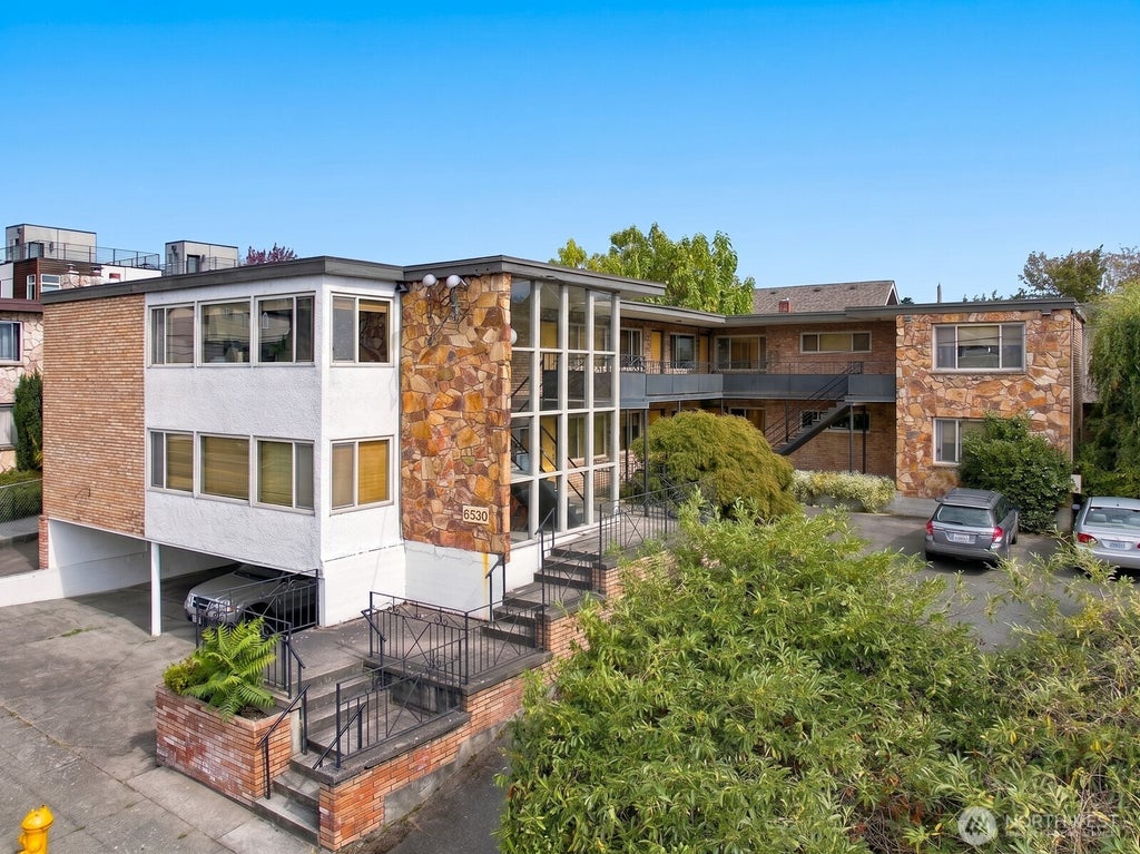 Photo of 6530 24th Avenue NW, Seattle, WA 98117 (MLS # 2587105)