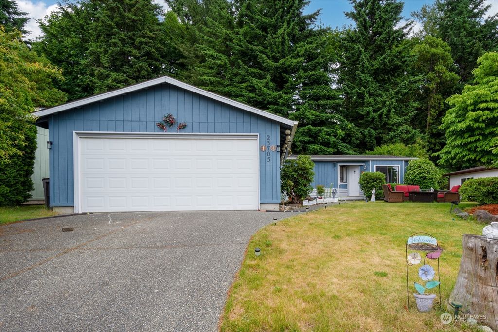 Photo of 23705 7th Place W, Bothell, WA 98021 (MLS # 2129364)