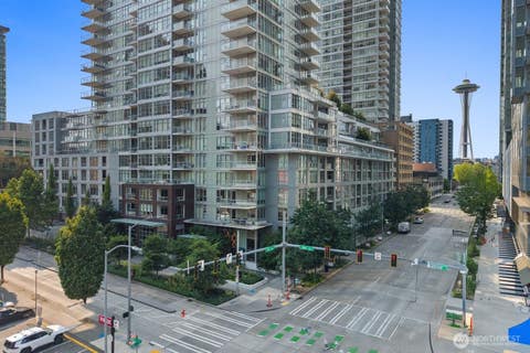 Photo of 588 Bell Street #614S, Seattle, WA 98121 (MLS # 2565189)