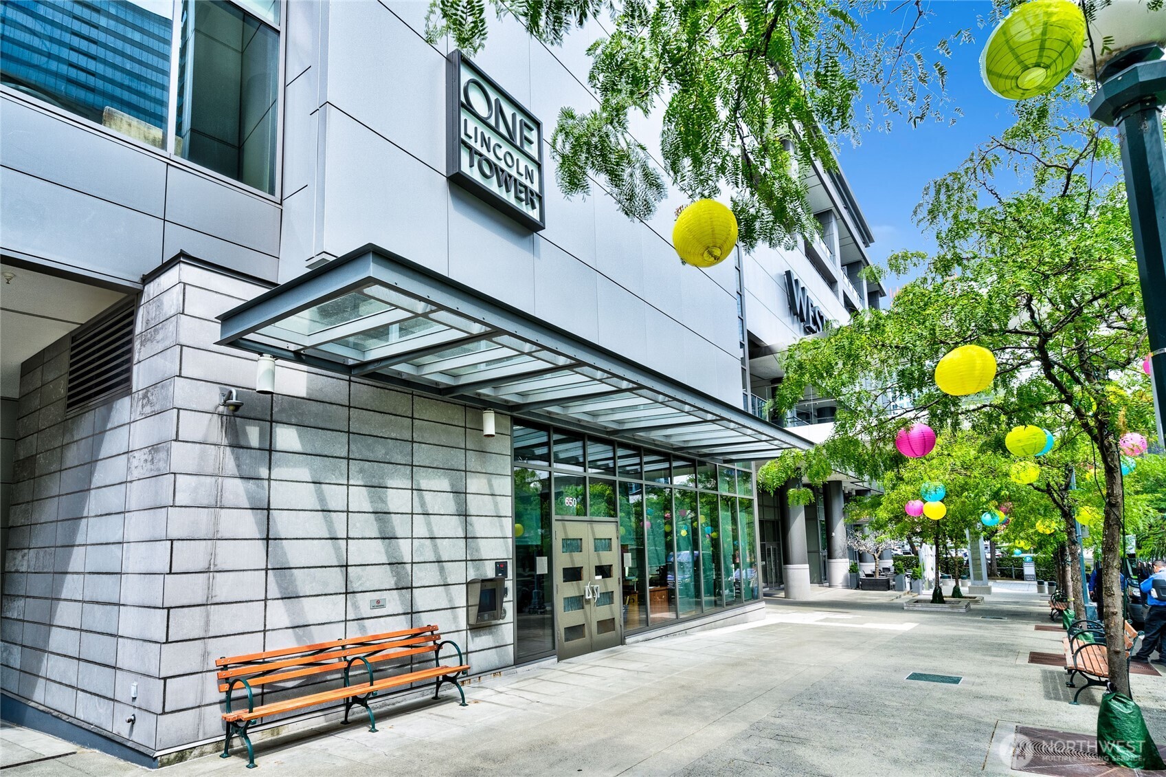 650 Bellevue Way NE 2505
