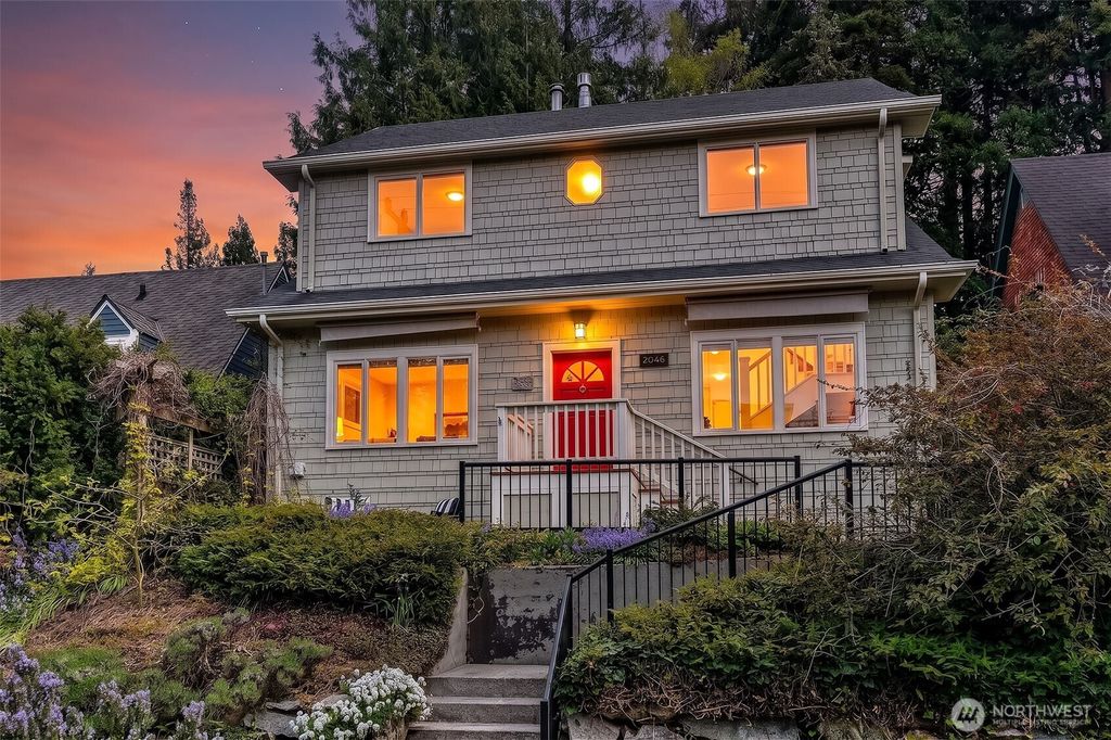 Photo of 2046 26th Avenue E, Seattle, WA 98112 (MLS # 2509427)