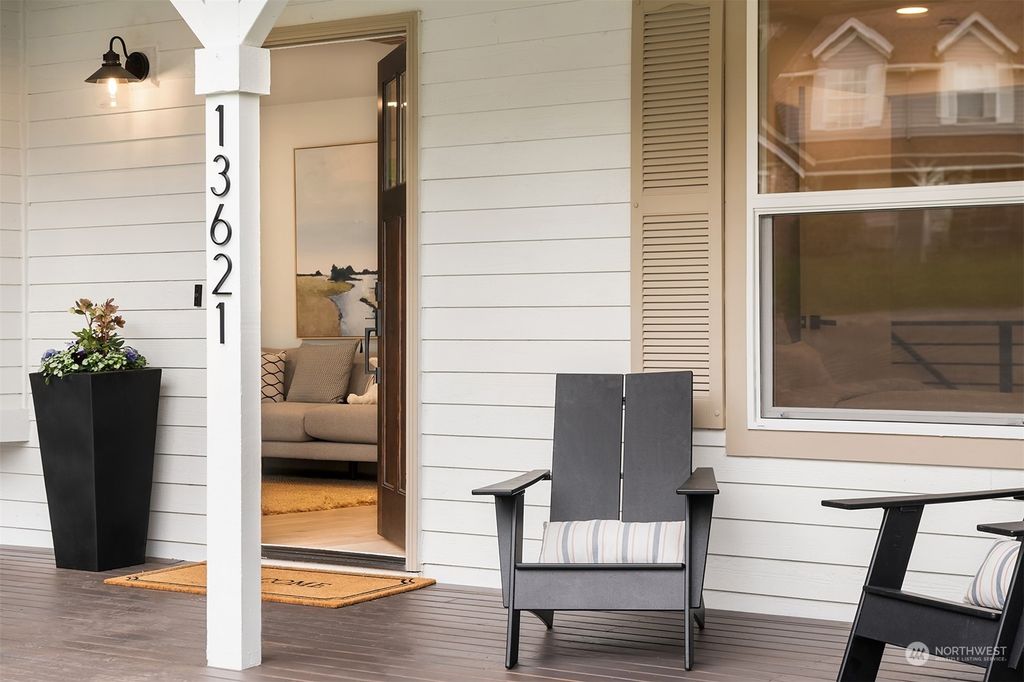 Photo of 13621 SE 19th Street, Bellevue, WA 98005 (MLS # 2214523)