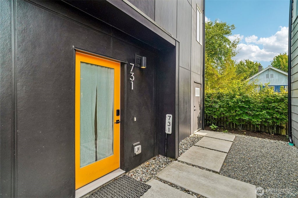 Photo of 731 S Southern Street #6, Seattle, WA 98108 (MLS # 2583384)