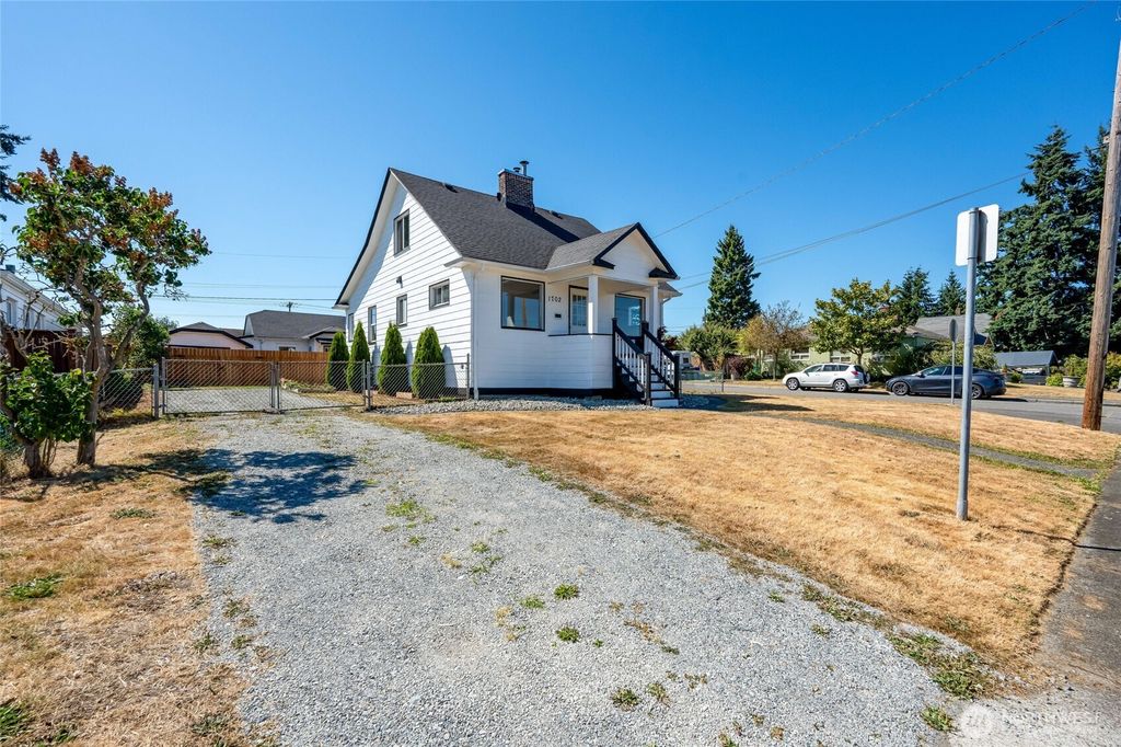 Photo of 1702 Cedar Street #A, Everett, WA 98201 (MLS # 2414884)